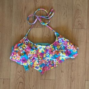 Floral halter bikini flouncy top